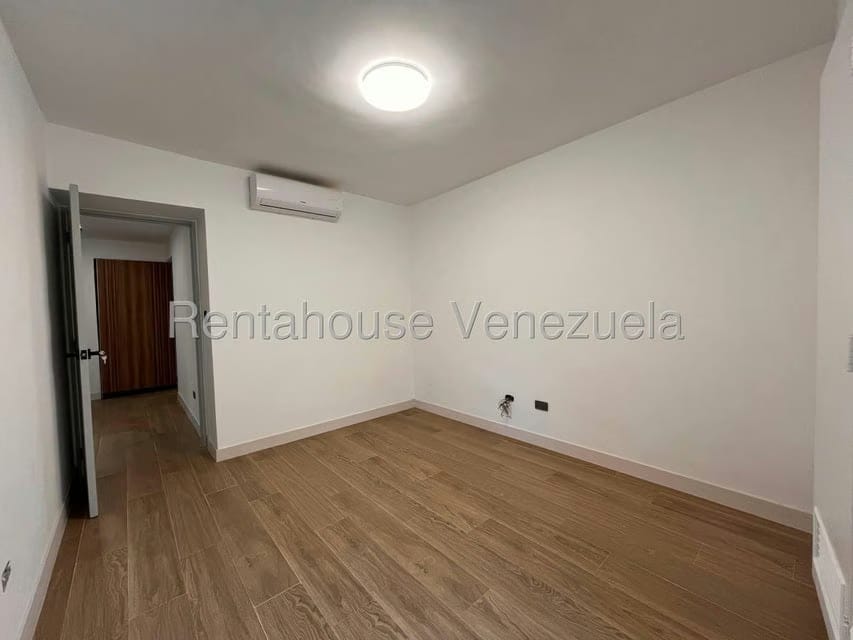 Apartamento (1 Nivel) en Venta en El Cafetal, Distrito Metropolitano - 44