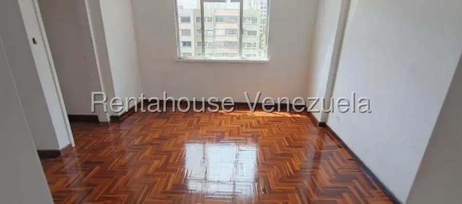 Apartamento en Alquiler en el bosque Caracas - 3