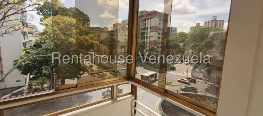 Apartamento en Alquiler en el bosque Caracas - 9