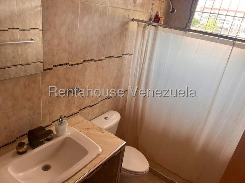 Casa (Duplex) en Venta en El Recreo, Lara - 18