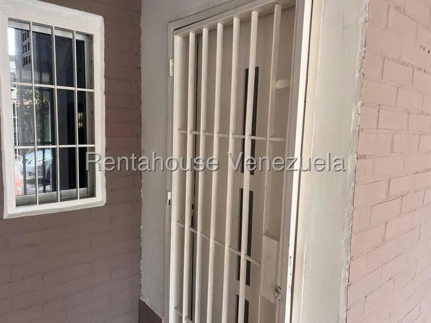 Casa (Duplex) en Venta en El Recreo, Lara - 24