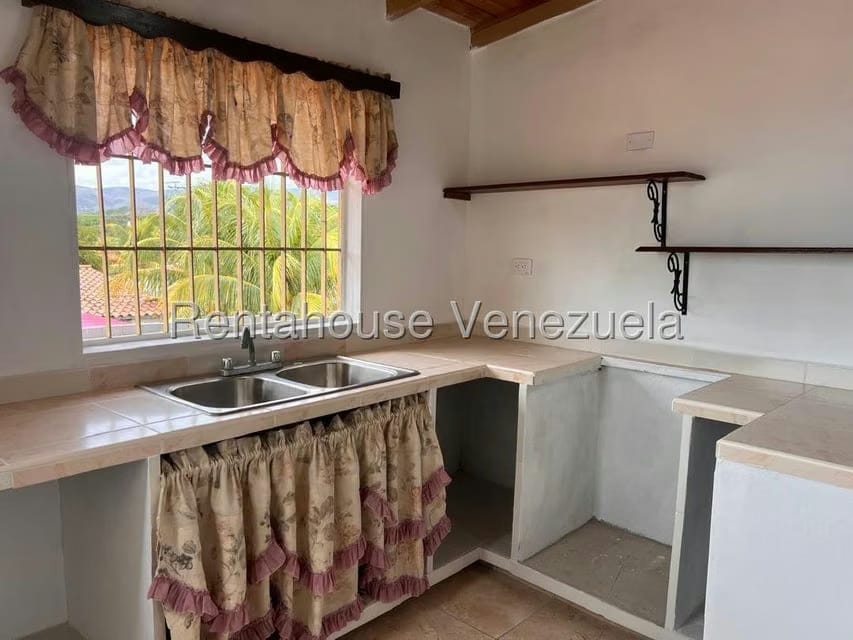 Casa (Duplex) en Venta en El Recreo, Lara - 28