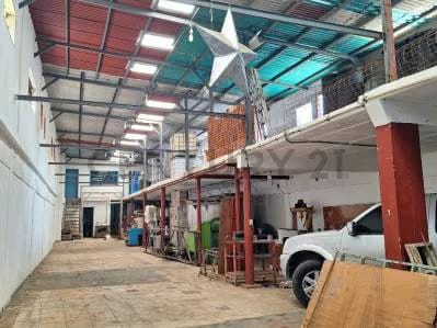 Propiedad Av Alterna Galpón / Residencia - 4