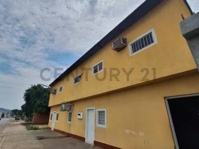 Propiedad Av Alterna Galpón / Residencia - 10