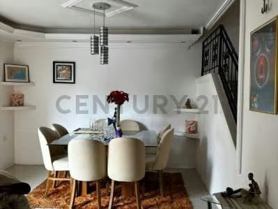 TH ubicado en la Urb. Villas del Este Anaco - 3