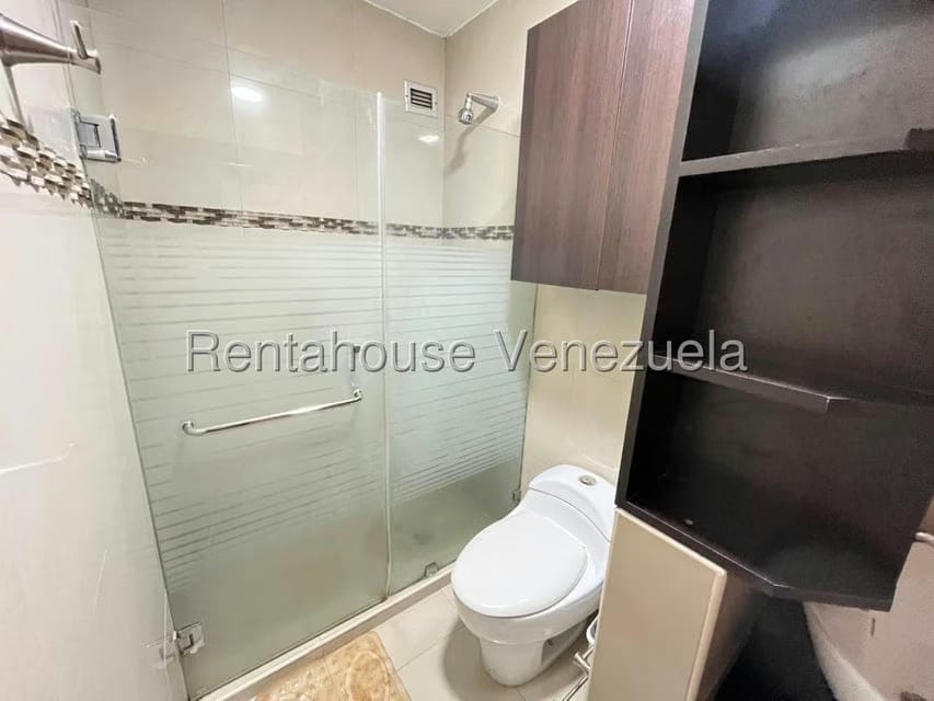 Apartamento (1 Nivel) en Alquiler en Baruta, Distrito Metropolitano - 21