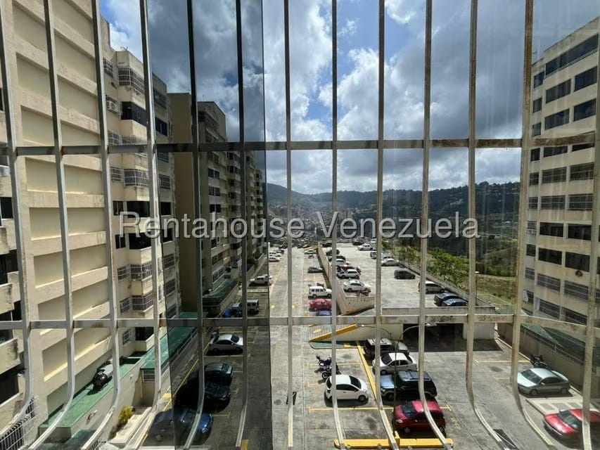 Apartamento (1 Nivel) en Alquiler en Baruta, Distrito Metropolitano - 23