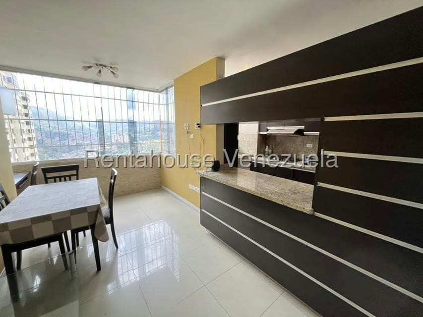 Apartamento (1 Nivel) en Alquiler en Baruta, Distrito Metropolitano - 5