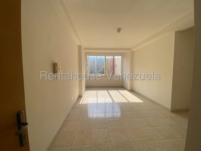 Apartamento (1 Nivel) en Venta en El Rincon, Carabobo - 2