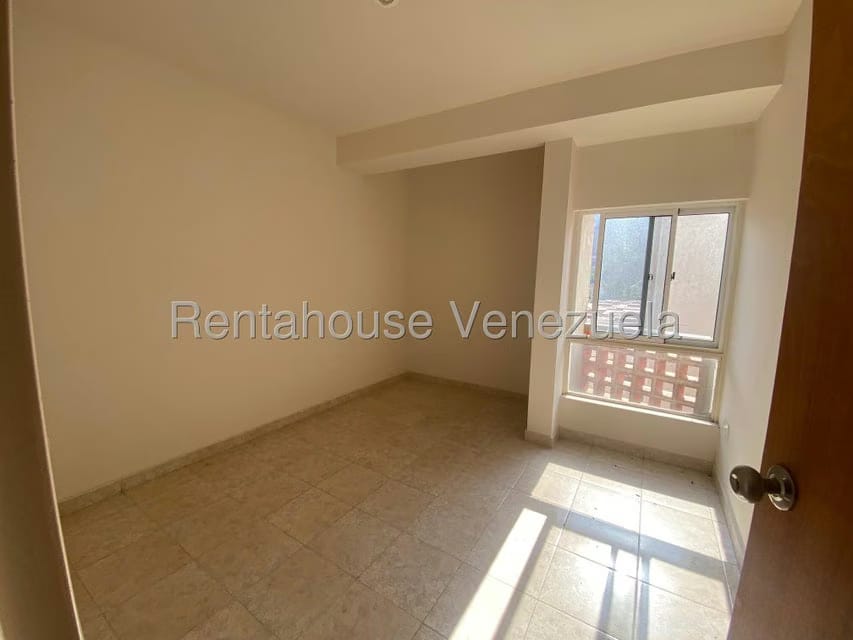 Apartamento (1 Nivel) en Venta en El Rincon, Carabobo - 12