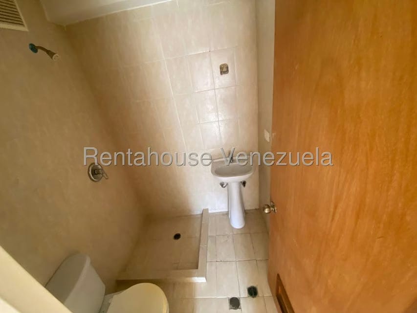 Apartamento (1 Nivel) en Venta en El Rincon, Carabobo - 13