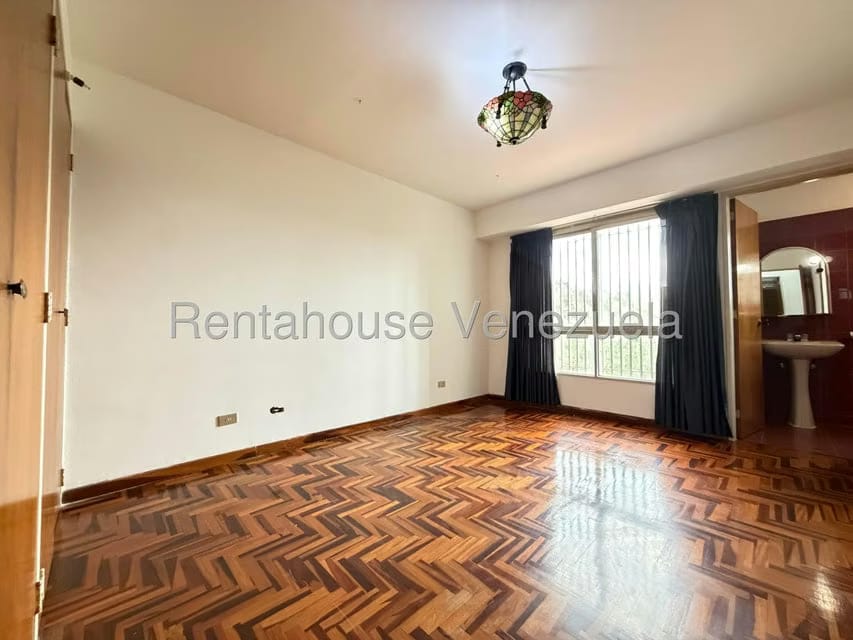 Apartamento (1 Nivel) en Venta en Manzanares, Distrito Metropolitano - 19