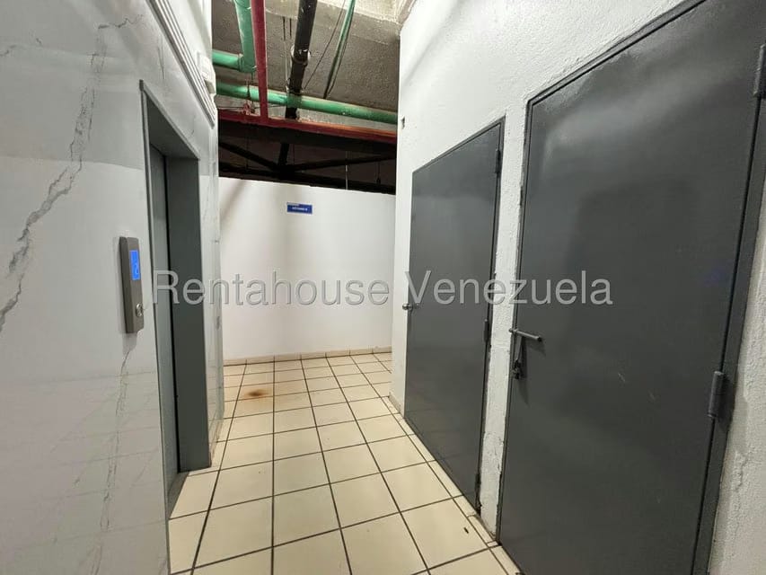 Apartamento (1 Nivel) en Venta en Porlamar, Nueva Esparta - 18