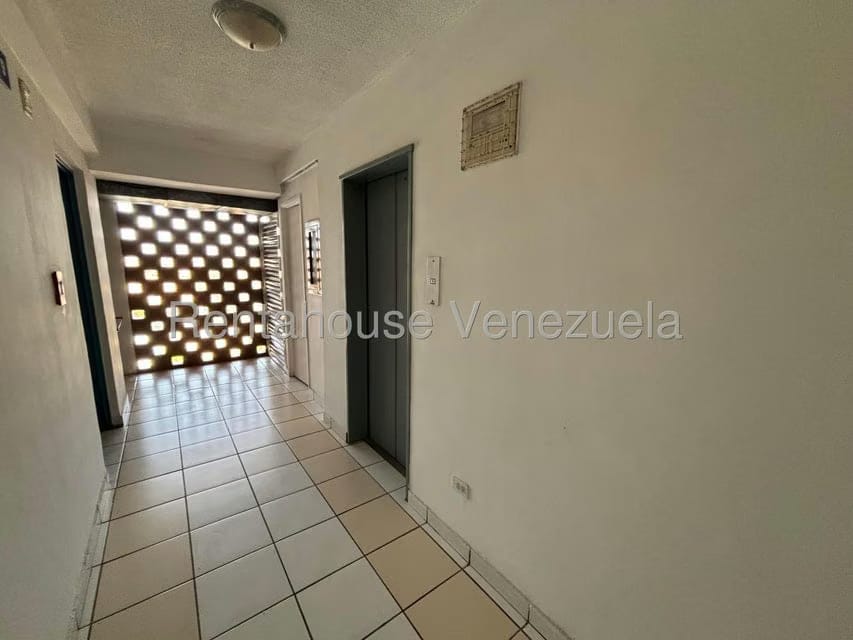 Apartamento (1 Nivel) en Venta en Porlamar, Nueva Esparta - 19