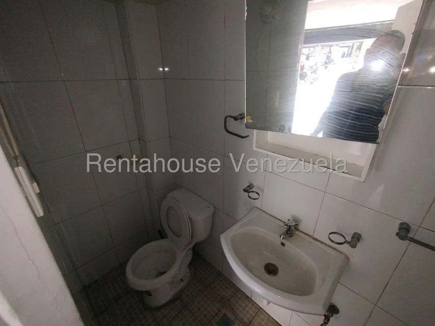 Comercial (Local Comercial) en Alquiler en Sabana Grande, Distrito Metropolitano - 7