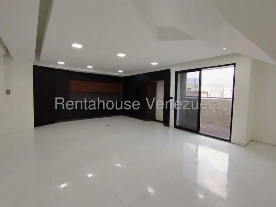 Apartamento en Venta en el bosque Maracay - 2