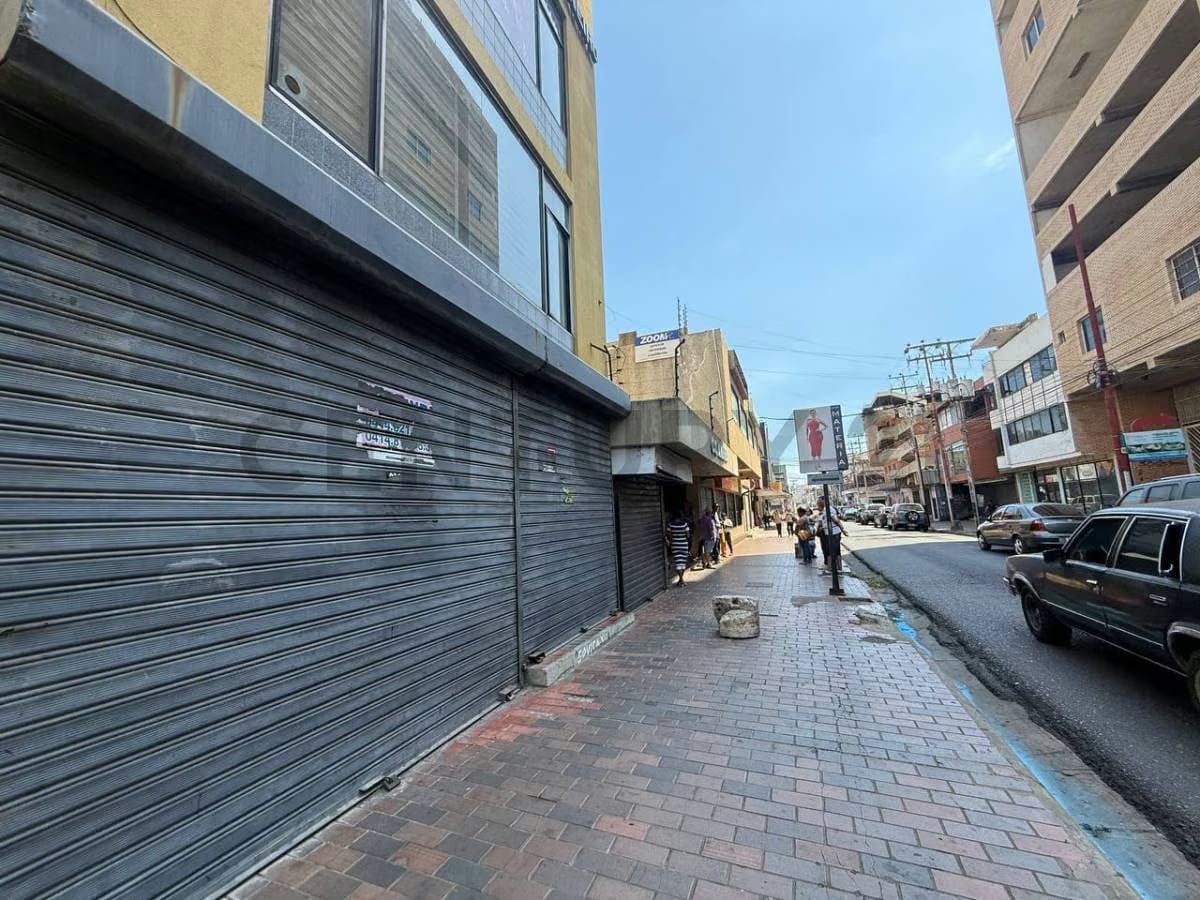 Local en venta en el Puerto La Cruz Centro Comercial Maneiro de Puerto la Cruz - 5