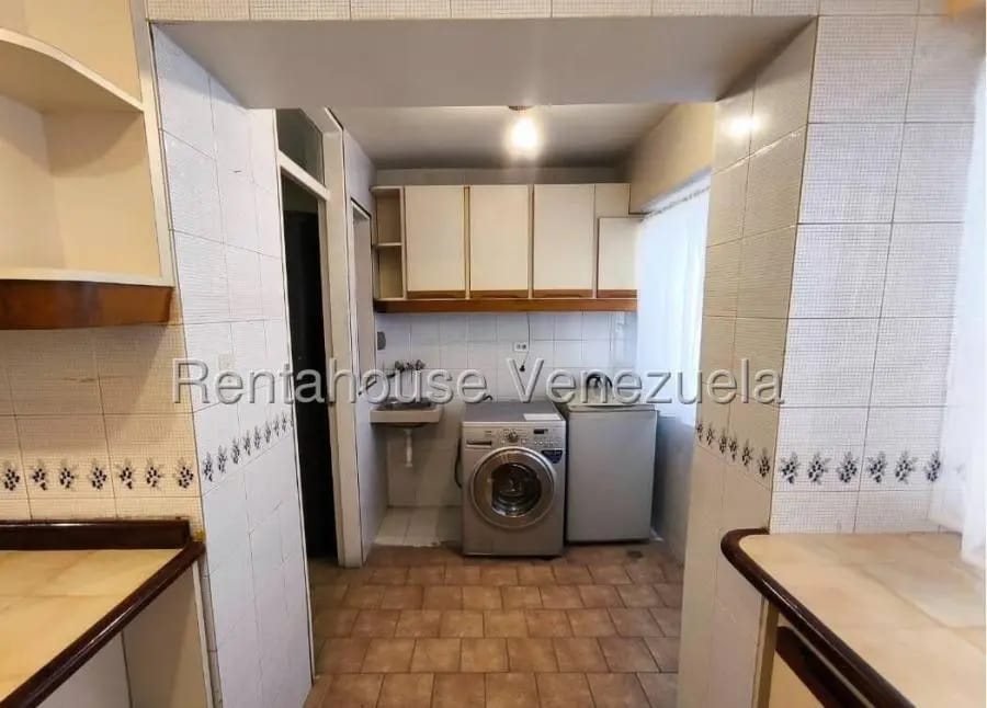 Apartamento en Alquiler en El Marques Caracas