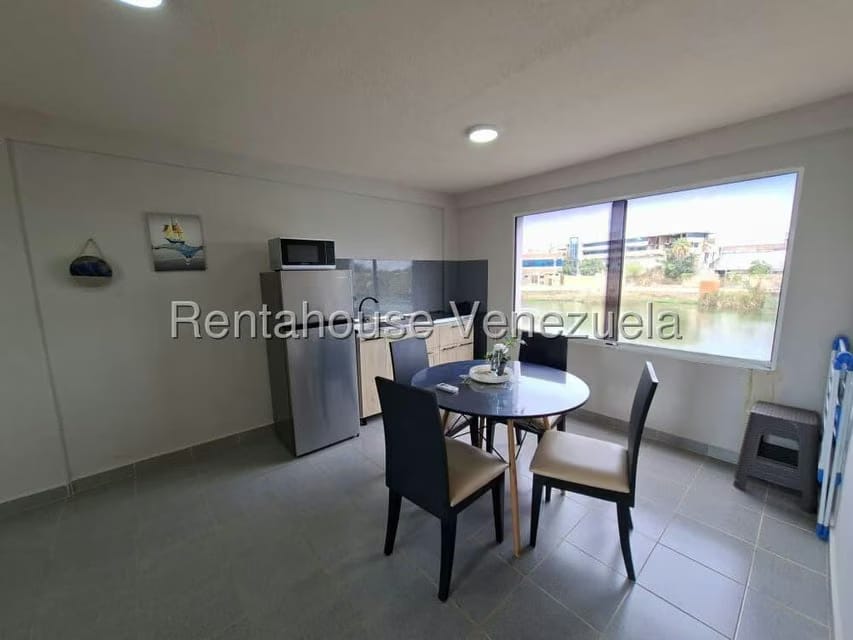 Apartamento (1 Nivel) en Venta en Flamingo, Falcon - 11