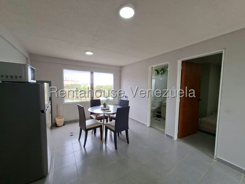 Apartamento (1 Nivel) en Venta en Flamingo, Falcon - 3