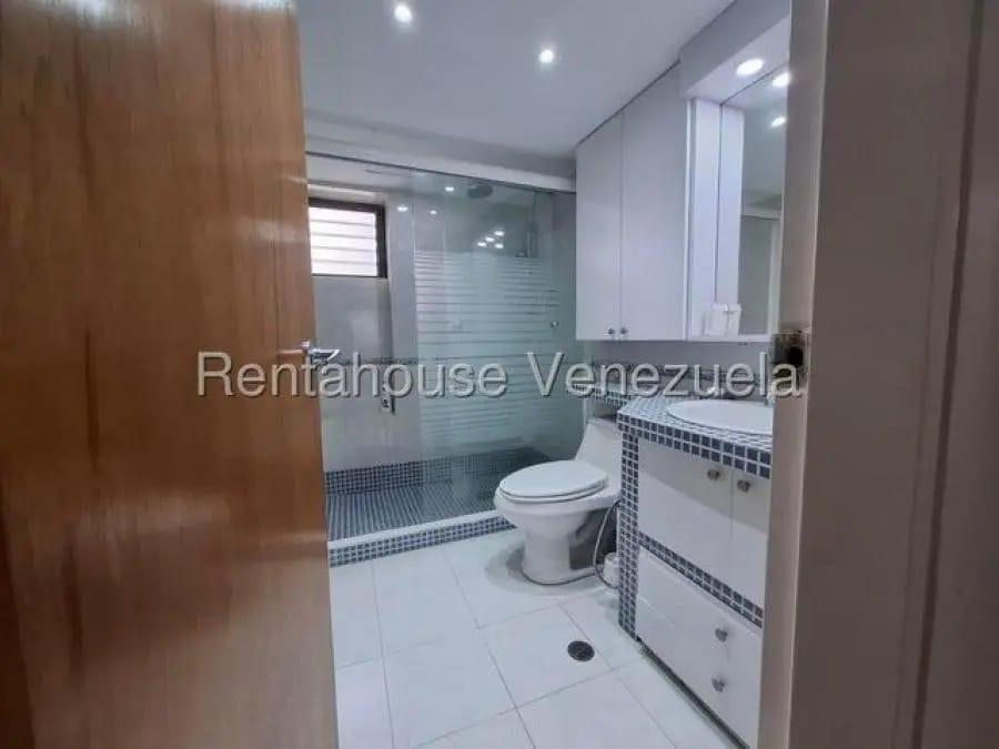 Apartamento en Alquiler en colinas de valle arriba Caracas - 10