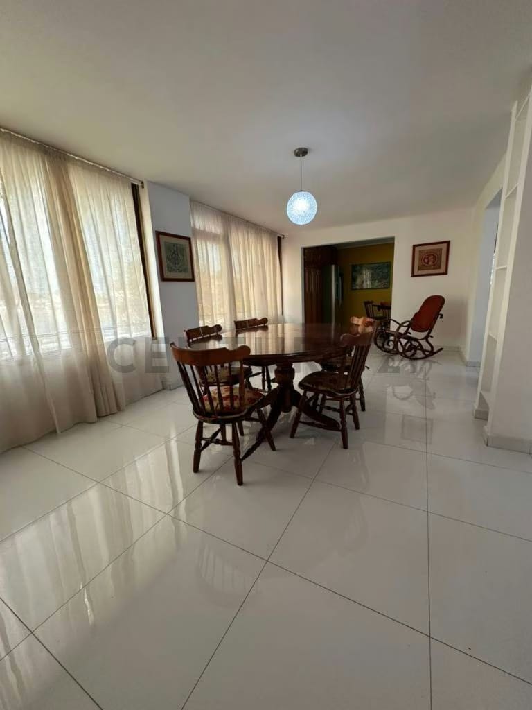 Casa en alquiler en el exclusivo Conjunto Residencia La Guarimba, Lechería - 14