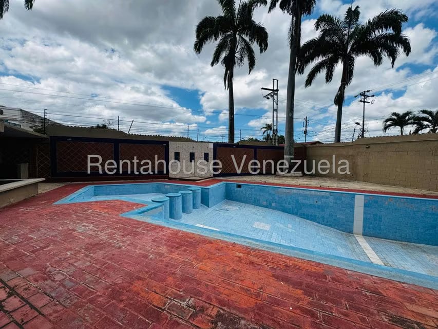 Apartamento (1 Nivel) en Alquiler en Centro, Lara - 19