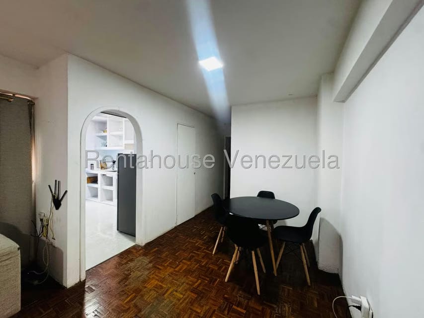 Apartamento (1 Nivel) en Alquiler en Centro, Lara - 4