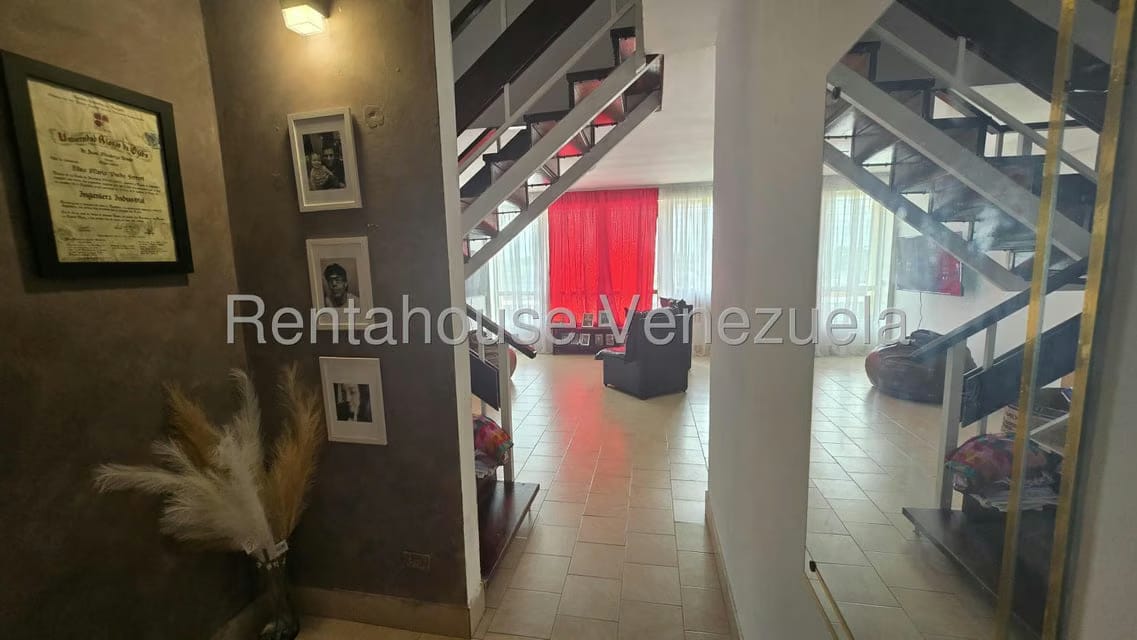 Apartamento (Duplex) en Alquiler en Centro, Zulia - 3