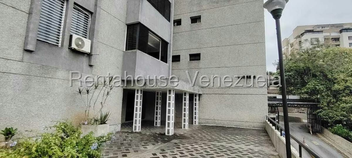 Apartamento (1 Nivel) en Alquiler en La Boyera, Distrito Metropolitano - 2