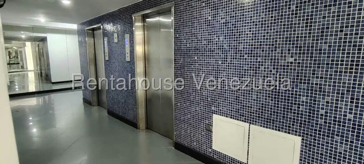 Apartamento (1 Nivel) en Alquiler en La Boyera, Distrito Metropolitano - 5