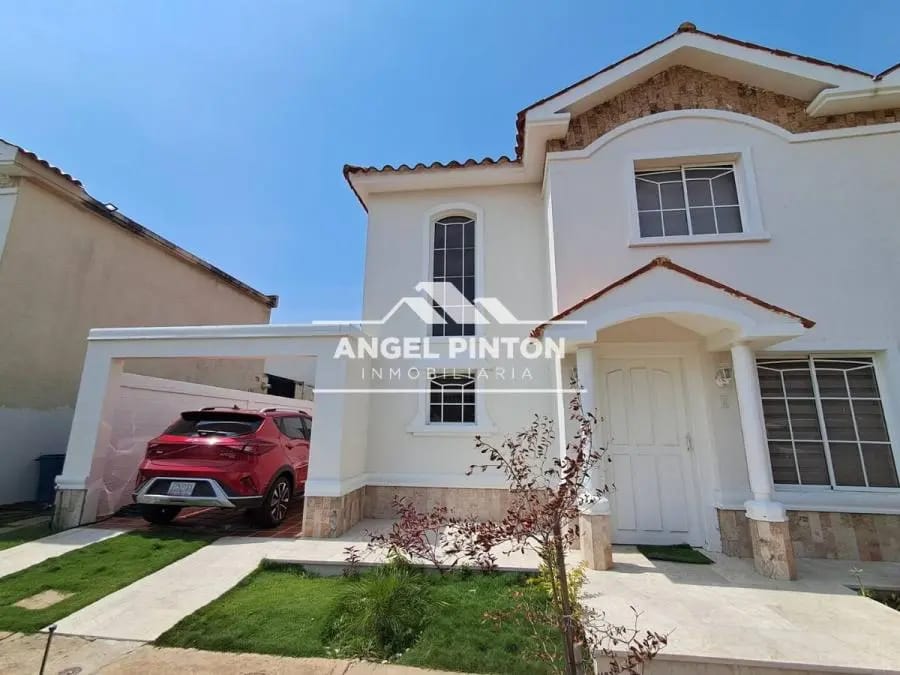 Casa en Alquiler en Norte Maracaibo - 5