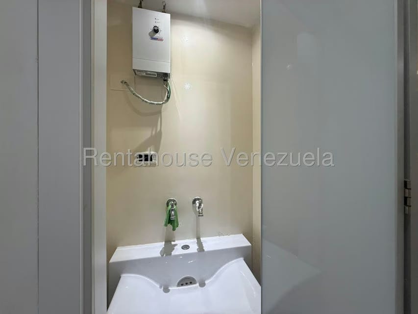 Apartamento (1 Nivel) en Venta en La Castellana, Distrito Metropolitano - 17