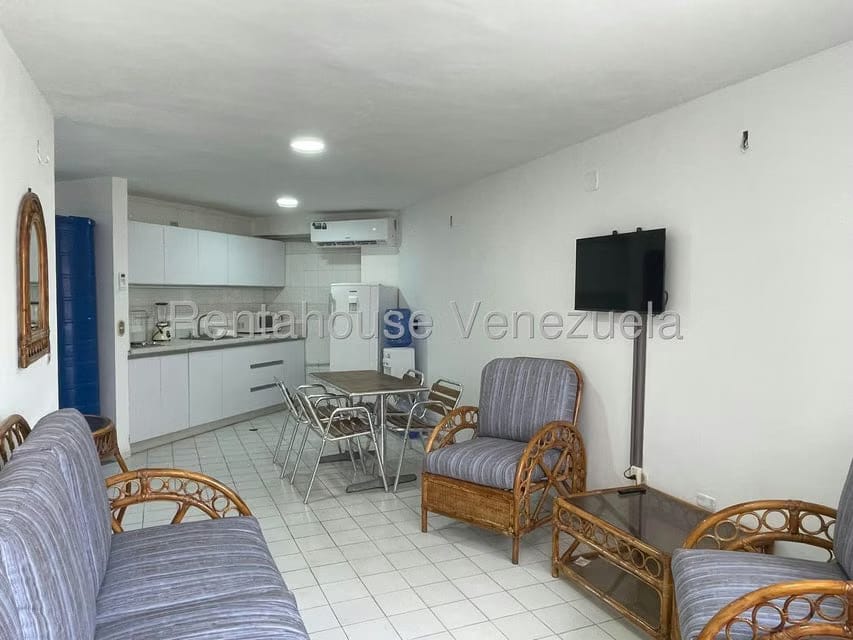 Apartamento (1 Nivel) en Venta en Tucacas, Falcon - 12