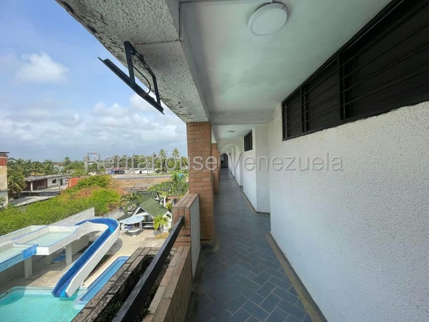 Apartamento (1 Nivel) en Venta en Tucacas, Falcon - 24