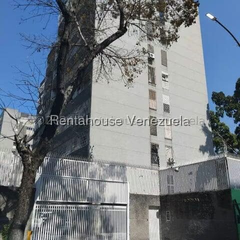 Apartamento (1 Nivel) en Alquiler en La Urbina, Distrito Metropolitano