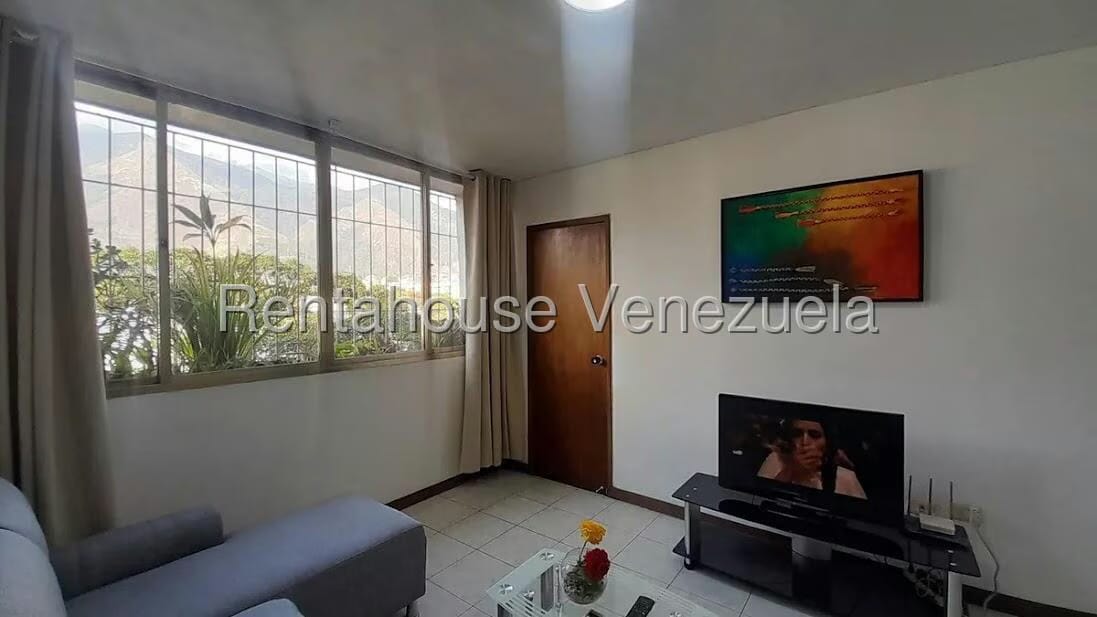 Apartamento (1 Nivel) en Alquiler en La Urbina, Distrito Metropolitano - 18