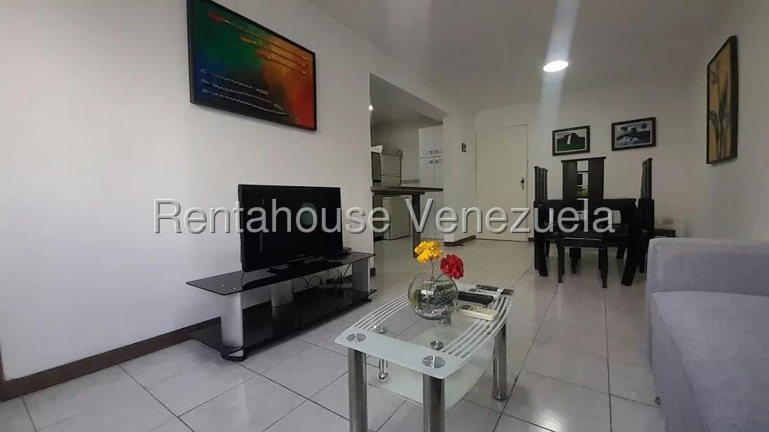 Apartamento (1 Nivel) en Alquiler en La Urbina, Distrito Metropolitano - 5