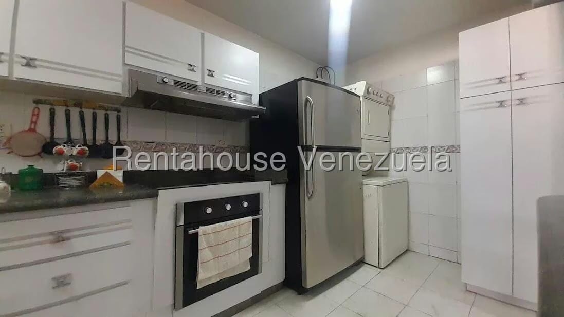 Apartamento (1 Nivel) en Alquiler en La Urbina, Distrito Metropolitano - 7