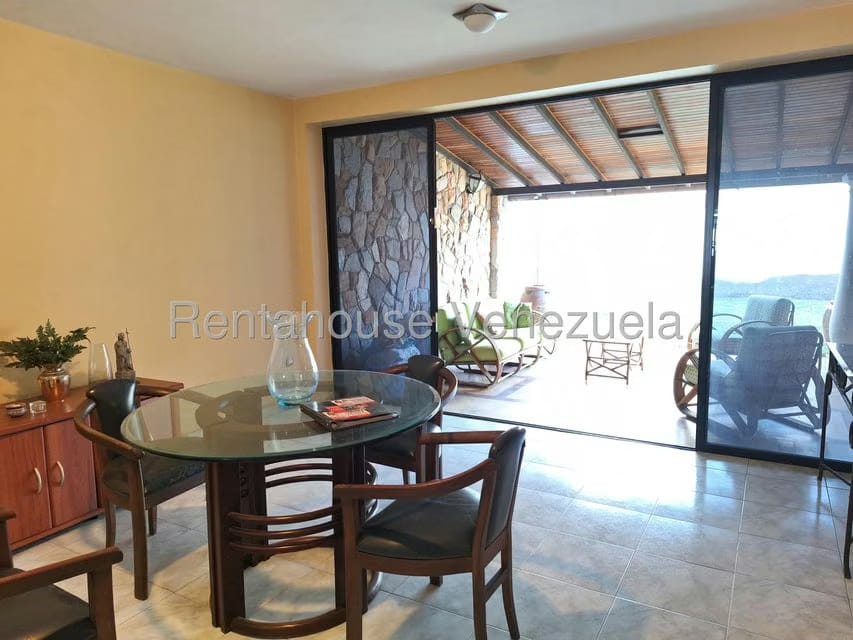 Casa (Duplex) en Venta en El Parral, Carabobo - 24