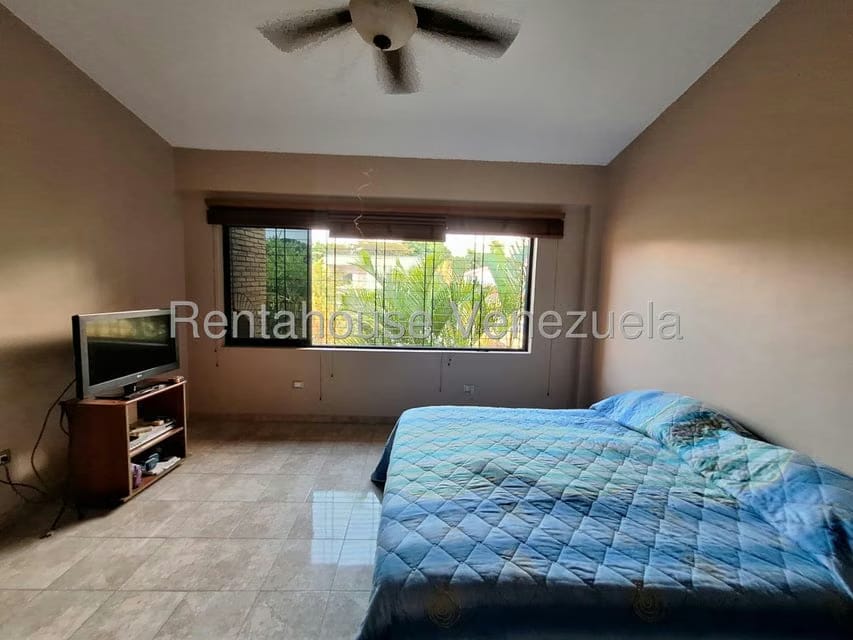 Casa (Duplex) en Venta en El Parral, Carabobo - 35