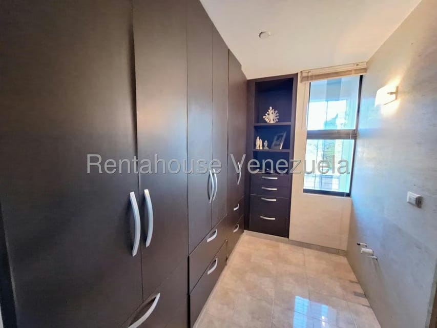 Casa (Duplex) en Venta en El Parral, Carabobo - 38