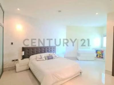 MODERNA Y MINIMALISTA VILLA EN ALQUILER - 5