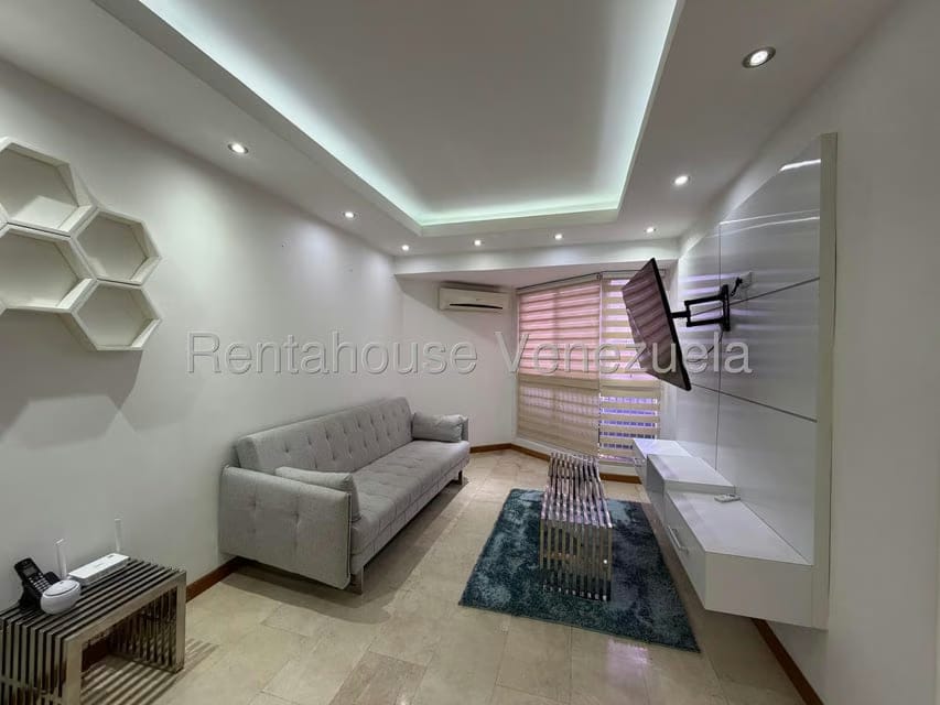 Apartamento (1 Nivel) en Venta en Santa Monica, Distrito Metropolitano - 11