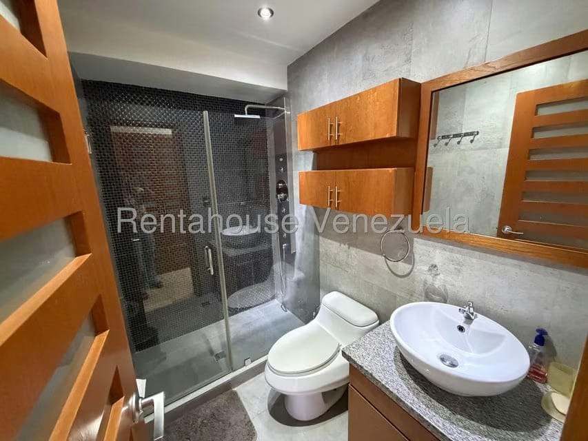Apartamento (1 Nivel) en Venta en Santa Monica, Distrito Metropolitano - 20