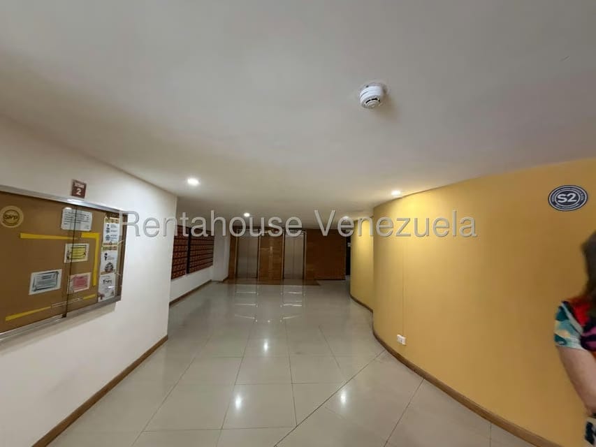 Apartamento (1 Nivel) en Venta en Santa Monica, Distrito Metropolitano - 26