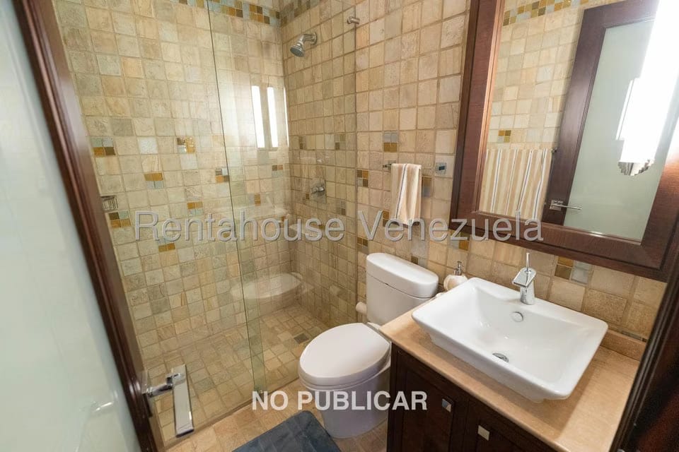 Casa (1 Nivel) en Venta en La Trinidad, Distrito Metropolitano - 32