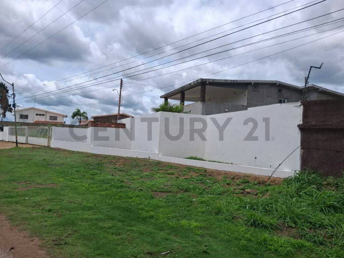 Parcela de terreno en venta en el CR. VILLAS CRISTAL - 2