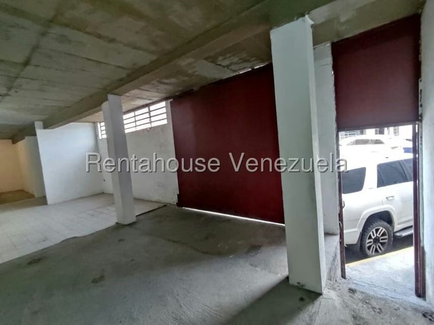 Comercial (Galpon - Deposito) en Venta en Bello Campo, Distrito Metropolitano - 11