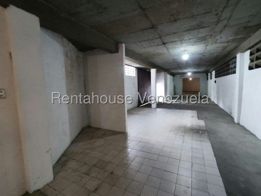 Comercial (Galpon - Deposito) en Venta en Bello Campo, Distrito Metropolitano - 8